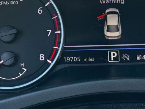 Used 2025 Nissan Sentra SV image 38