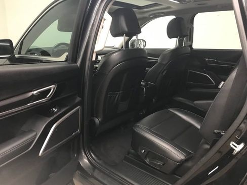 Used 2024 Kia Telluride S w/ S Sunroof Package image 25