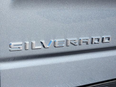 Used 2024 Chevrolet Silverado 1500 High Country w/ High Country Premium Package image 12