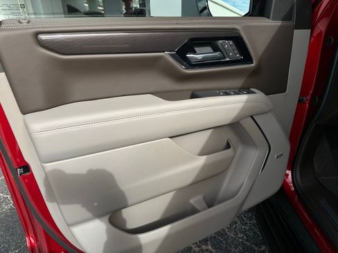 New 2026 GMC Yukon XL Elevation w/ Elevation Premium Package image 11