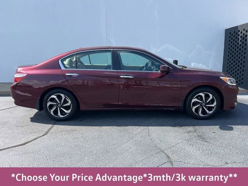 Used 2017 Honda Accord EX image 2