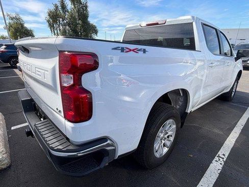 Used 2024 Chevrolet Silverado 1500 LT image 3