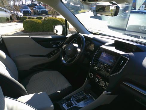 Used 2020 Subaru Forester Premium w/ Popular Package #1 image 32