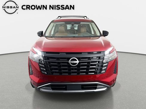 New 2026 Nissan Pathfinder Platinum image 2