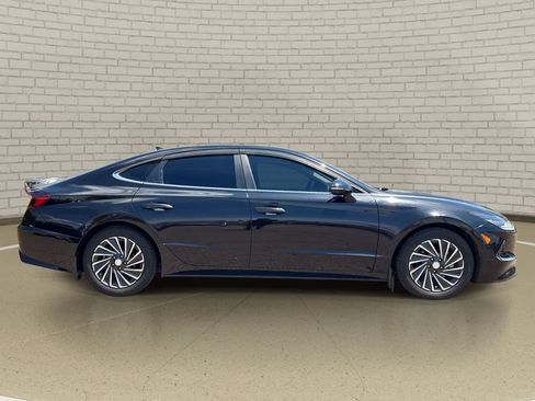 Used 2022 Hyundai Sonata Limited FWD image 4