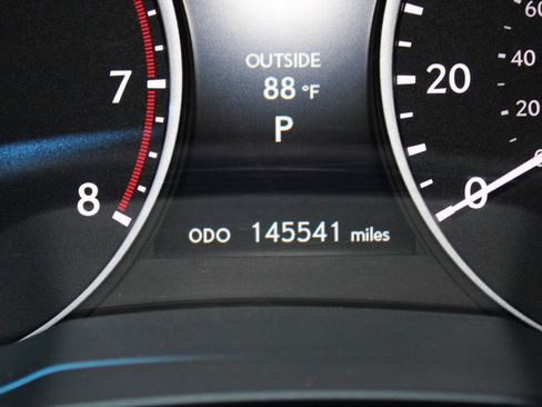 Used 2014 Lexus ES 350 w/ Luxury Package FWD image 7
