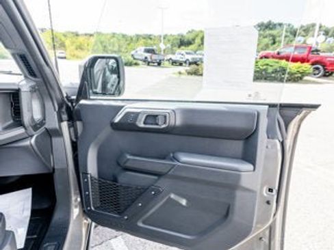 New 2025 Ford Bronco Badlands image 21