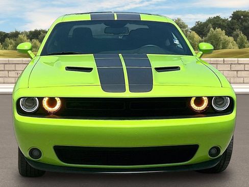 Used 2023 Dodge Challenger SXT w/ Blacktop Package RWD image 3