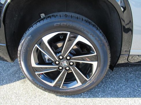 Used 2025 Buick Enclave Sport Touring AWD/4WD image 7