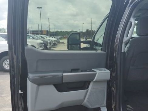 New 2025 Ford F350 XLT w/ 360-Degree Camera Package image 35