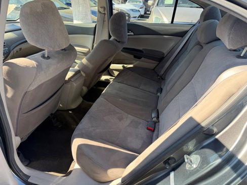 Used 2010 Honda Accord LX image 8