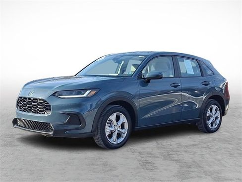 Used 2023 Honda HR-V LX image 3