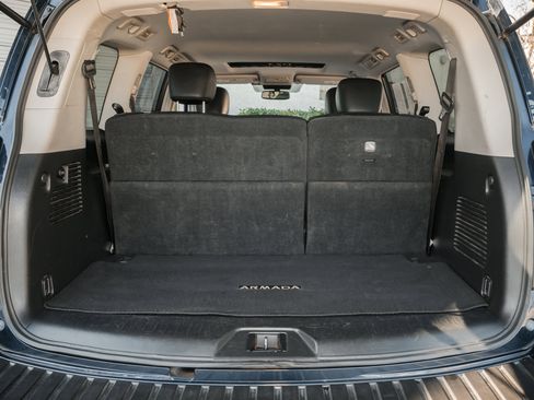 Used 2021 Nissan Armada SL w/ Captain's Chairs Package image 44