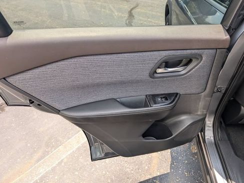 Certified 2023 Nissan Rogue SV AWD/4WD image 11
