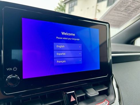 Certified 2025 Toyota Corolla SE w/ Convenience Package FWD image 22