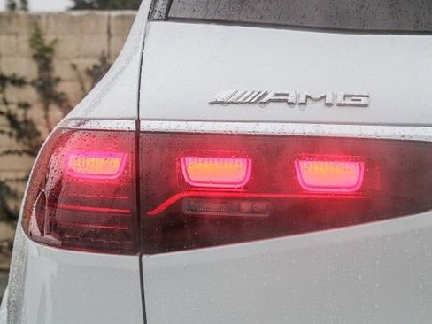 New 2025 Mercedes-Benz GLS 63 AMG 4MATIC image 9