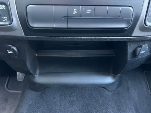 Used 2021 RAM 1500 Tradesman w/ Chrome Appearance Package AWD/4WD image 16