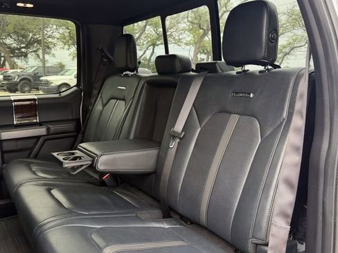 Used 2016 Ford F150 Platinum w/ Equipment Group 701A Luxury AWD/4WD image 20