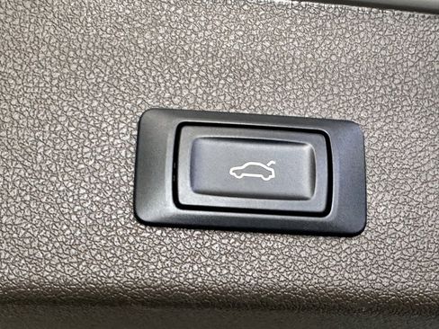 Used 2014 Audi Q5 2.0T Premium Plus w/ Premium Plus Package image 39