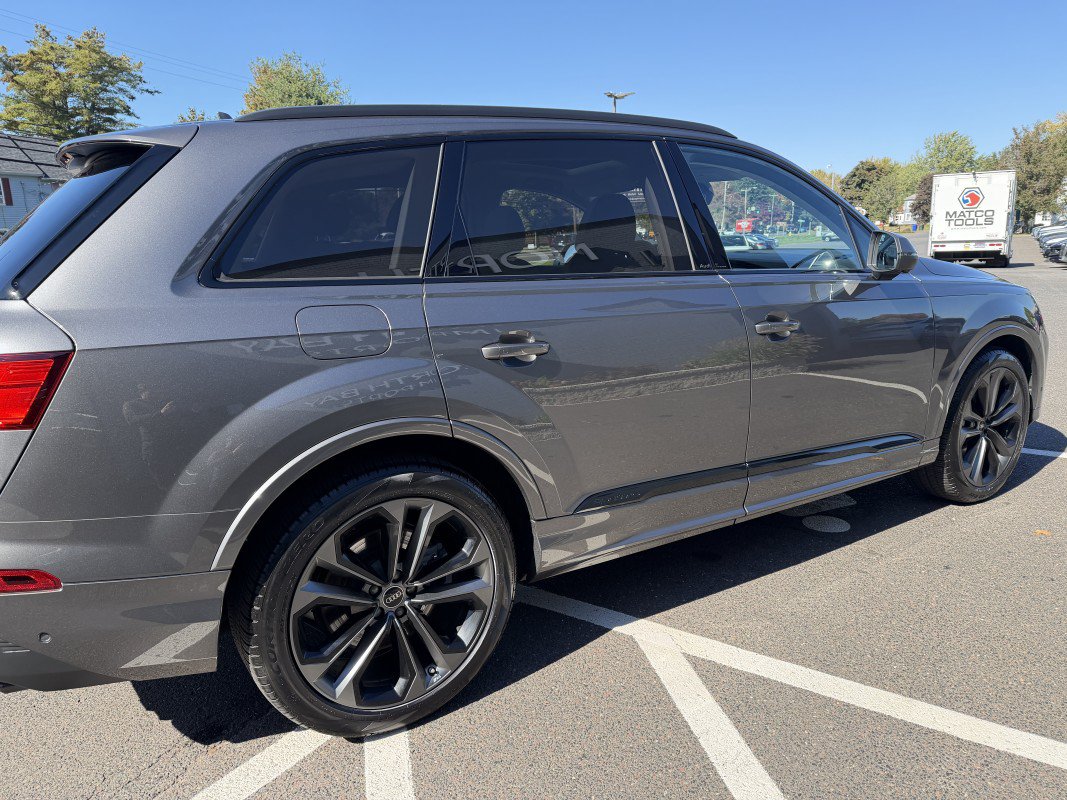 Used 2026 Audi Q7 3.0T Premium Plus w/ Premium Plus Package AWD/4WD image 7