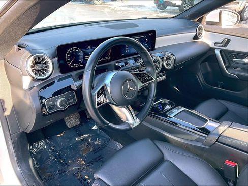 Used 2025 Mercedes-Benz CLA 250 4MATIC image 8