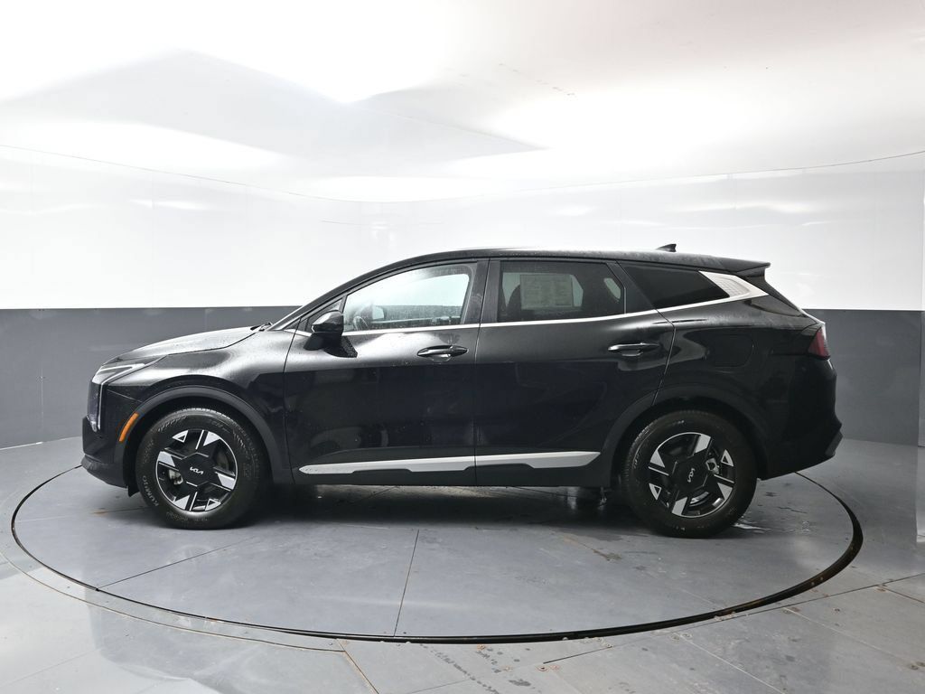 Used 2026 Kia Sportage LX FWD image 10