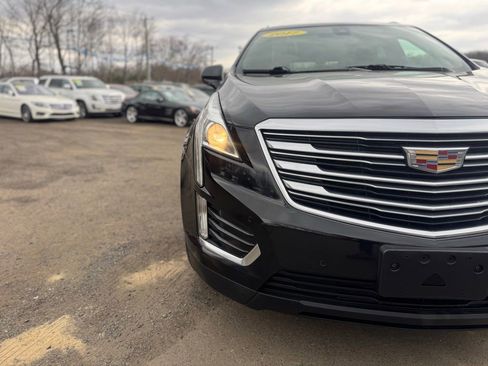 Used 2017 Cadillac XT5 Luxury w/ Driver Awareness Package AWD/4WD image 12