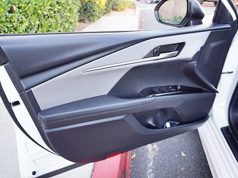 Used 2025 Toyota Camry SE image 22