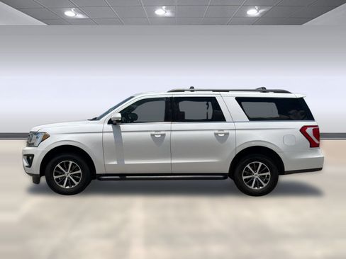 Used 2019 Ford Expedition Max XLT w/ Equipment Group 201A RWD image 2
