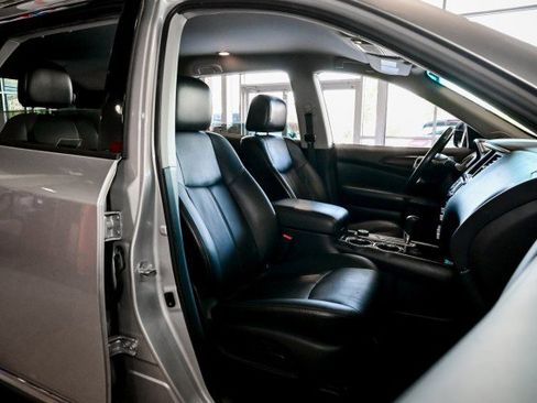 Used 2014 Nissan Pathfinder SL w/ SL Tech Package AWD/4WD image 27