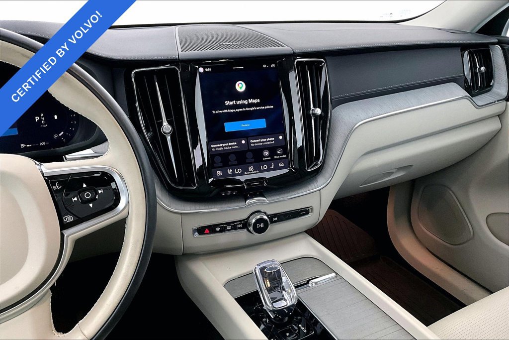 Used 2024 Volvo XC60 B5 Ultimate w/ Protection Package Premier AWD/4WD image 7