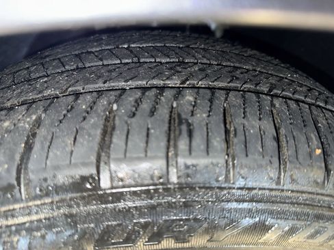 Used 2019 Honda Accord EX-L image 11