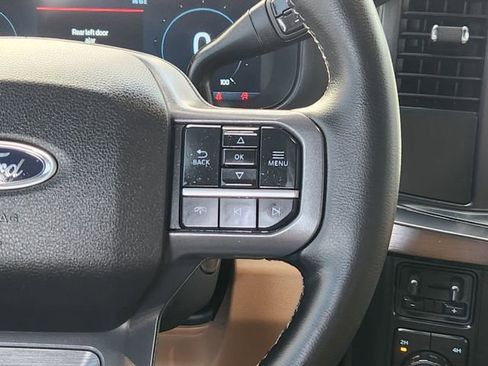 Used 2025 Ford F250 Lariat w/ FX4 Off-Road Package AWD/4WD image 28