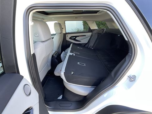 Used 2024 Land Rover Range Rover Evoque S image 31