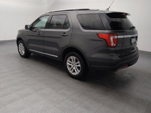 Used 2019 Ford Explorer XLT w/ Equipment Group 201A AWD/4WD image 3