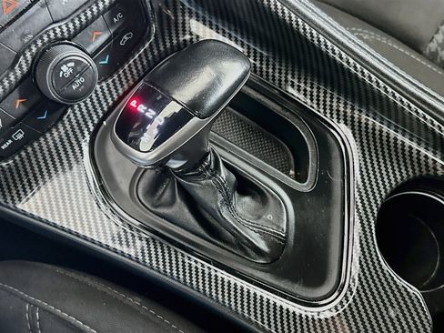 Used 2021 Dodge Challenger SXT RWD image 24