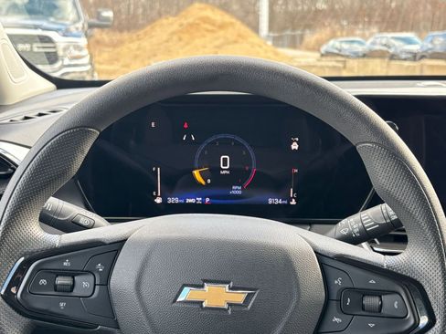 Used 2025 Chevrolet TrailBlazer LT w/ Driver Confidence Package image 32