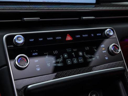 New 2026 Genesis GV80 3.5T e-SC image 32