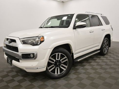 Used 2018 Toyota 4Runner Limited image 2