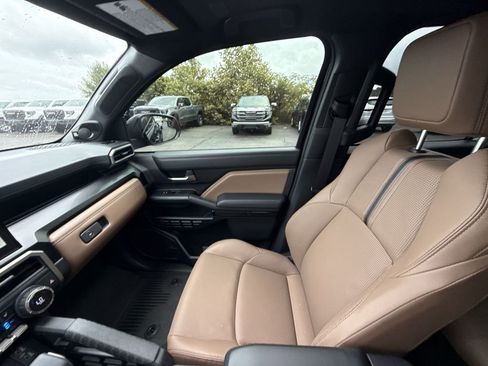 Used 2026 Toyota 4Runner Limited AWD/4WD image 26