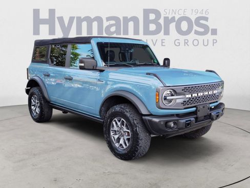 Used 2022 Ford Bronco Badlands image 1