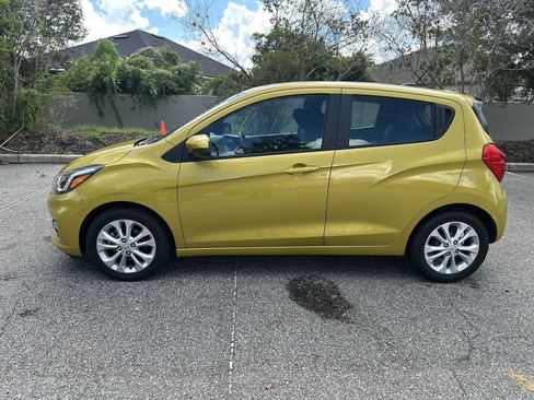 Used 2022 Chevrolet Spark LT FWD image 3