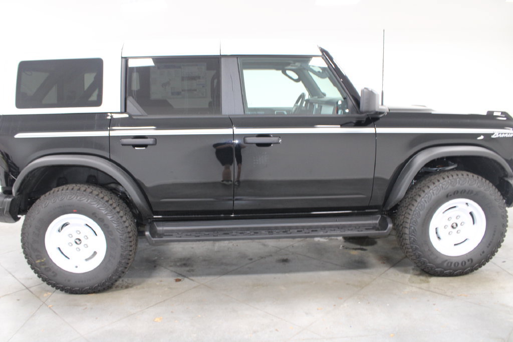New 2026 Ford Bronco Heritage Edition AWD/4WD image 10