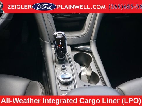 Used 2024 Cadillac XT6 Premium Luxury w/ LPO, Floor Liner Package AWD/4WD image 17