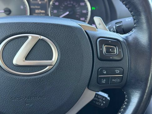 Used 2017 Lexus IS 200t w/ Premium Package RWD image 20