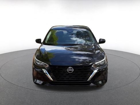 Used 2025 Nissan Sentra SV image 4