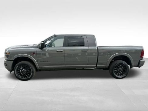 New 2026 RAM 2500 Limited AWD/4WD image 4