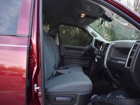 Used 2017 RAM 1500 Express image 21