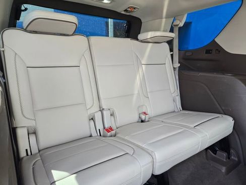 Used 2021 GMC Yukon Denali w/ Denali Ultimate Package AWD/4WD image 35