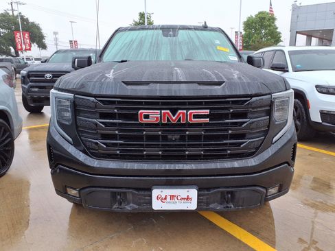 Used 2023 GMC Sierra 1500 Elevation w/ Elevation Premium Package AWD/4WD image 2
